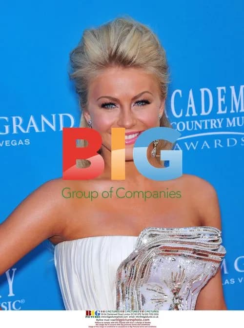 Julianne Hough at 2010 ACM Awards