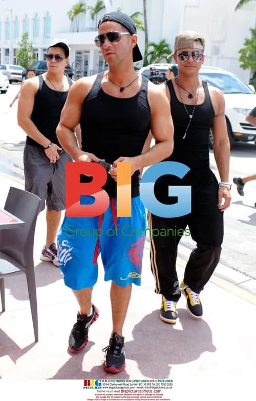 The Situation and Pauly D. Leaving Hotel for Laundry