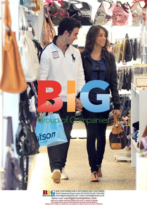 Kevin Jonas and Danielle Deleasa Shopping