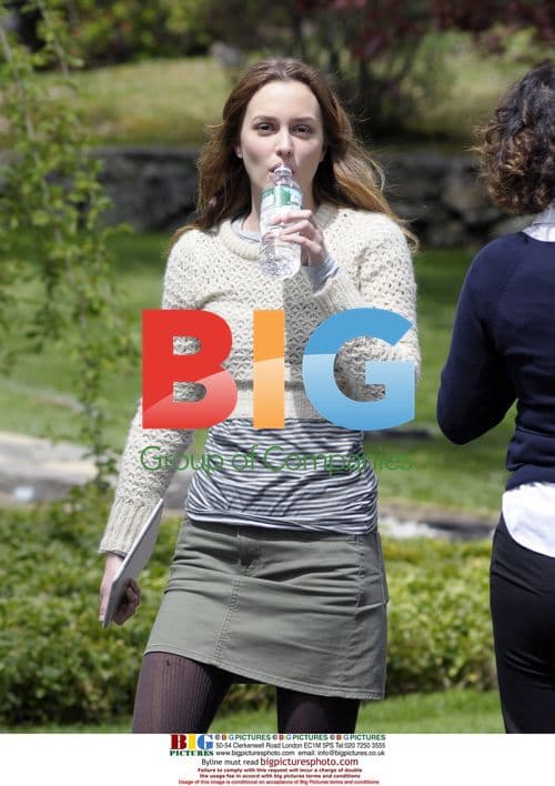 Leighton Meester on film set of 'The Oranges'