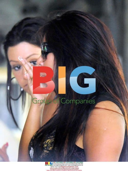 Snooki and JWoww at Miami Cafe