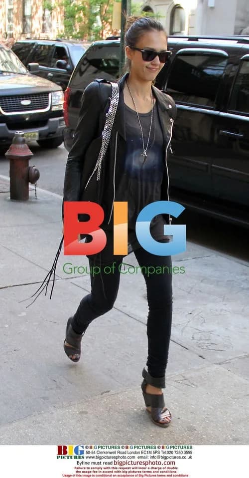 Jessica Alba in Tribeca, NYC
