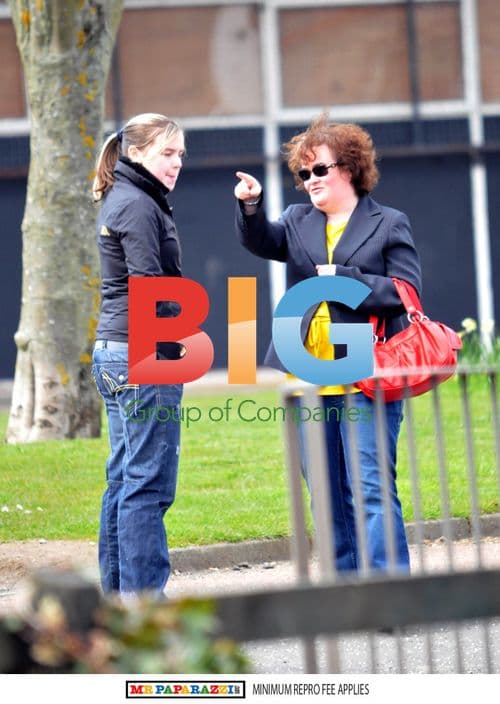 Susan Boyle leaving home and visiting hotel