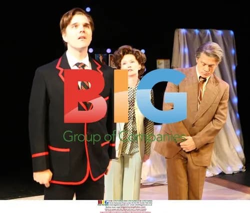 Jane Turner & Simon Burke in 'Holding The Man' Photocall