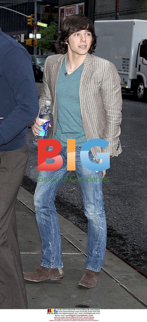 Tim Urban on "Late Show"