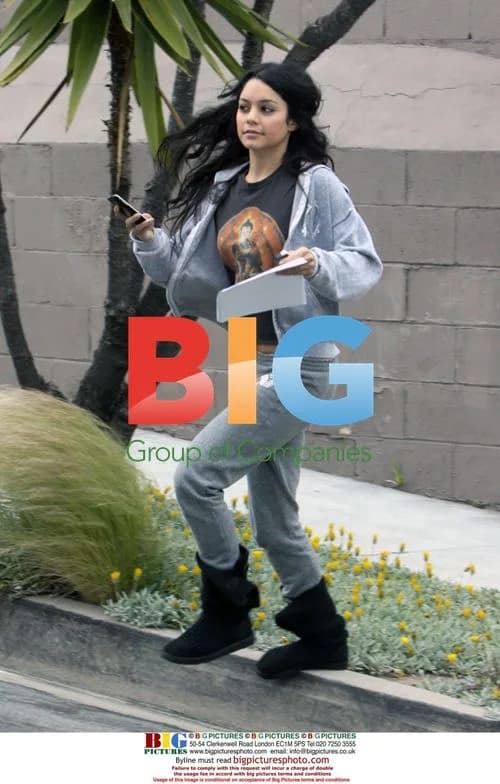 Vanessa Hudgens leaving Hollywood studio