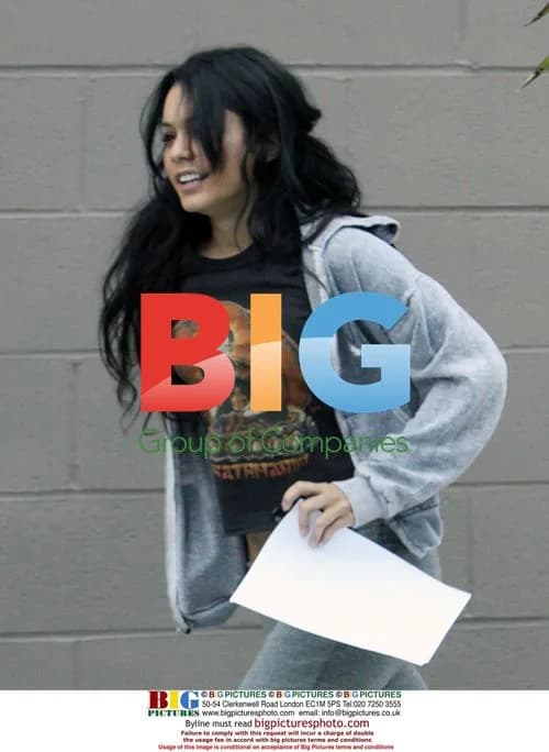 Vanessa Hudgens Leaving Studio