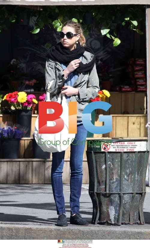 Whitney Port Hails Cab In NYC