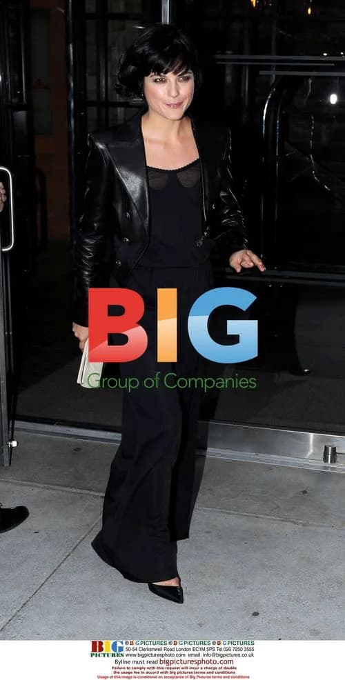 Selma Blair Leaving Hotel