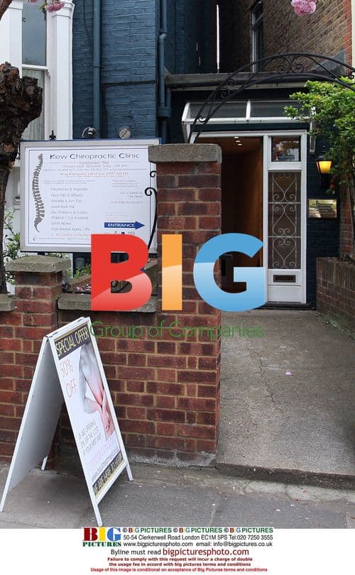 Dec visits back specialist in London