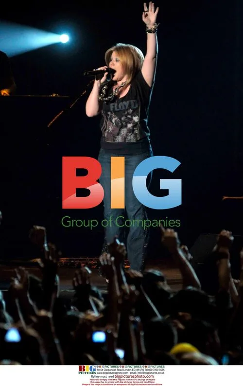 Kelly Clarkson Performs in Jakarta
