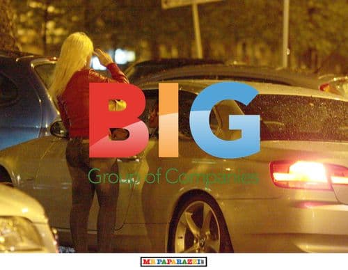 Ronaldinho Enjoys Night Out in Milan