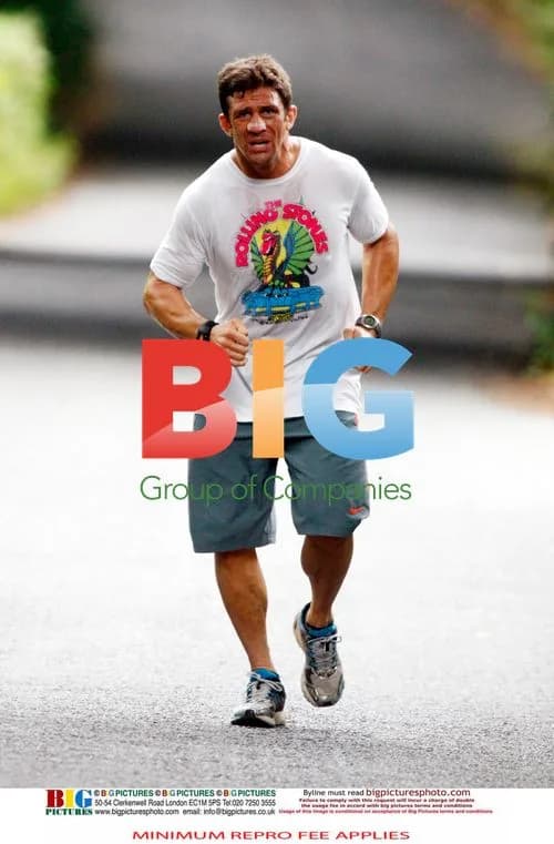 Alex Reid and Katie Price Chat After Jog