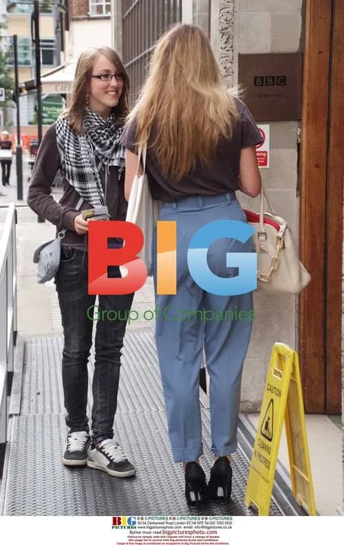 Fearne Cotton Arrives for Work