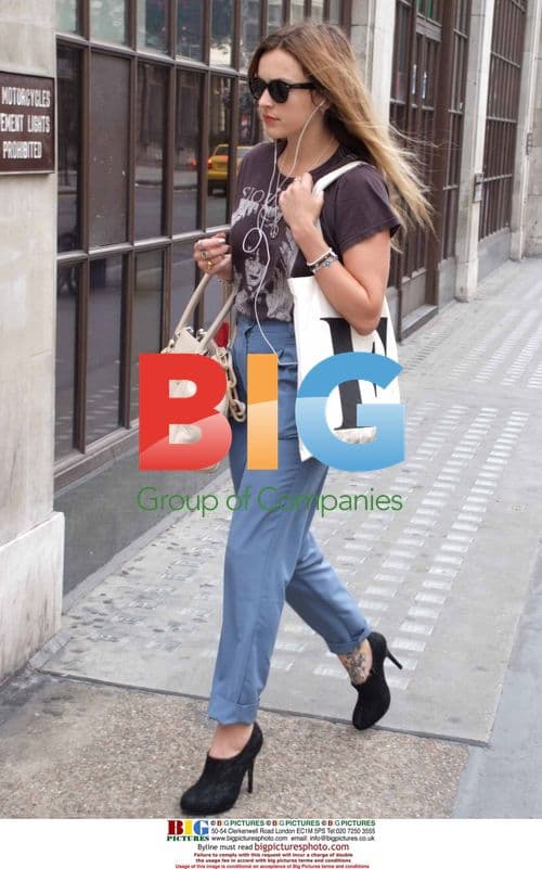 Fearne Cotton arrives at work