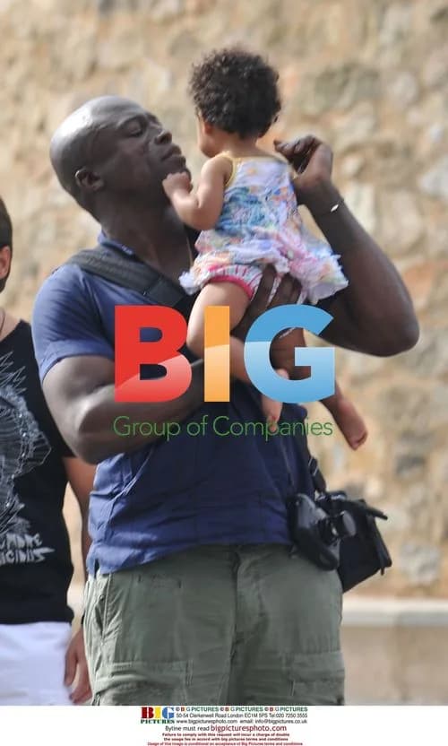 Heidi Klum and Seal at French Theme Park