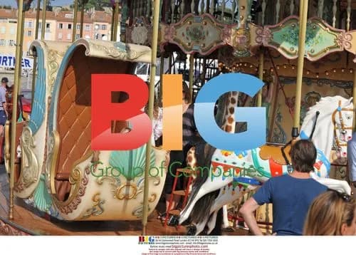 Heidi Klum and Seal with Kids at Theme Park