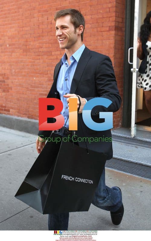 Jake Pavelka Shopping in Soho, NYC