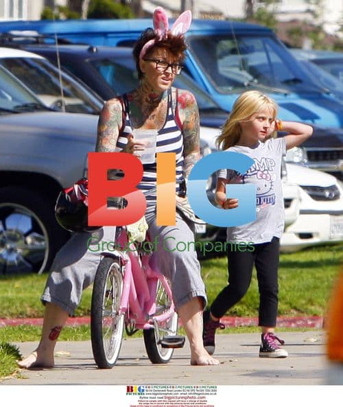 Janine Lindemulder and Daughter Sunny in Huntington Beach