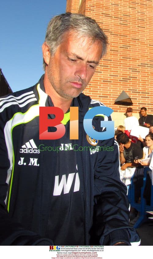 Real Madrid Players Meet Fans