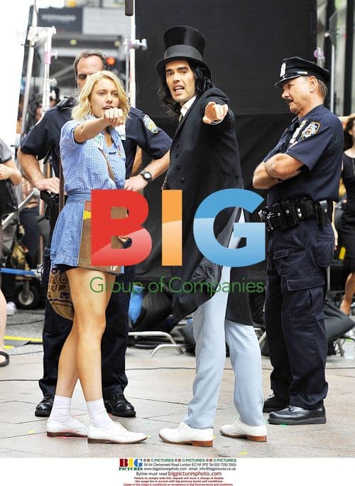 Russell Brand and Greta Gerwig on "Arthur" set