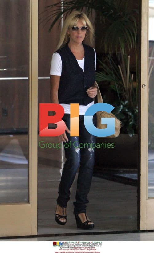 Dina and Ali Lohan Leaving Lindsay's Apartment