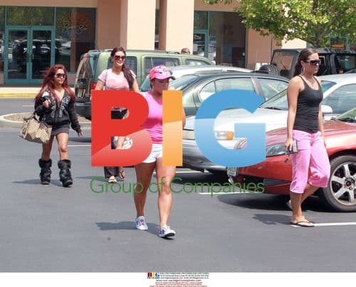 Jersey Shore Cast Out for Tanning