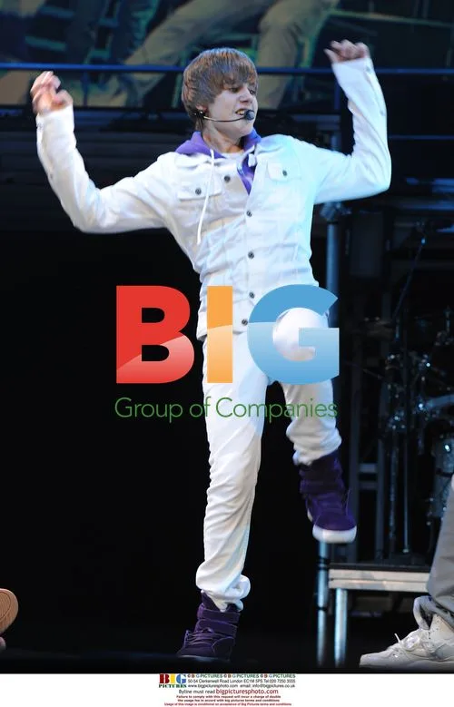 Justin Bieber Performs in Florida