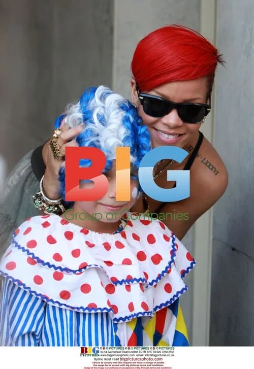 Rihanna Leaves Hotel for Concert