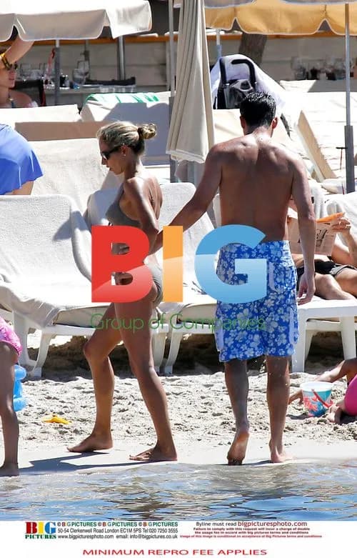 Tim Henman at the Beach with Family
