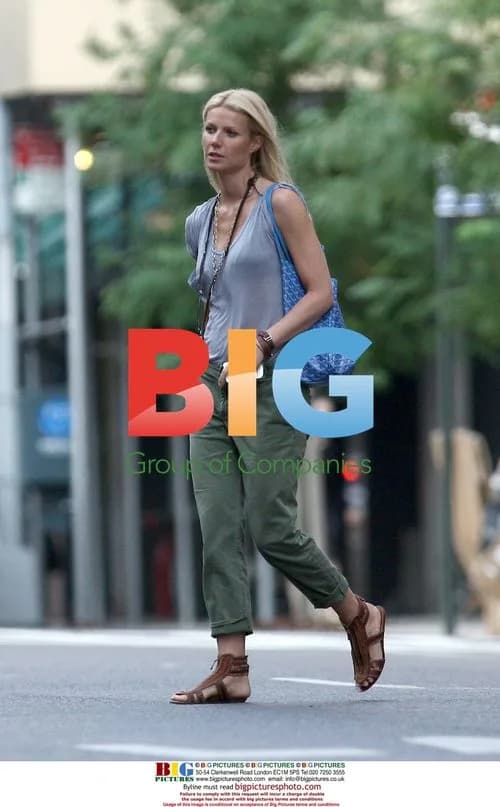 Gwyneth Paltrow on NYC Film Set