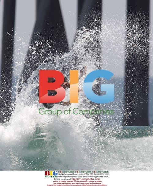 Ian Crane competes at US Open of Surfing