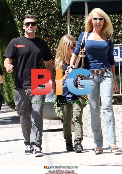 Brody Jenner and Avril Lavigne with Linda Thompson
