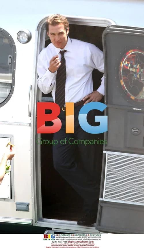 Matthew McConaughey on set of 'The Lincoln Lawyer'