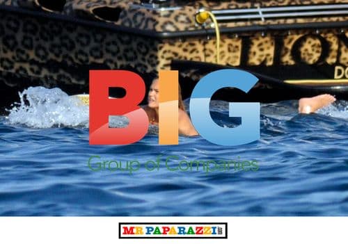 Leonardo DiCaprio and Friends Relax on Boat in Sardinia