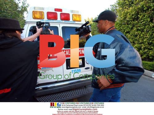 Zsa Zsa Gabor Returns Home After Surgery