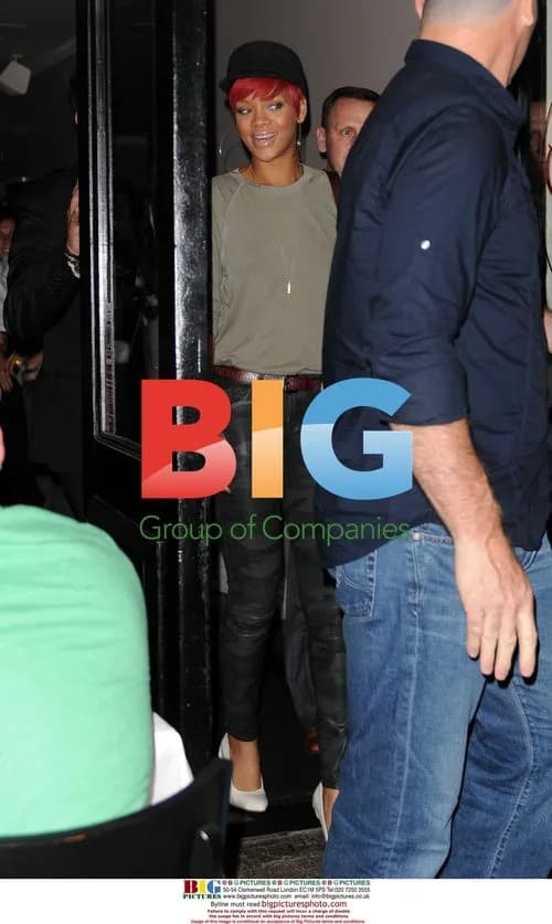 Rihanna Exits Philipe Restaurant