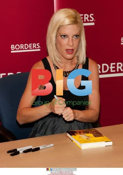 Tori Spelling at Las Vegas Book Signing