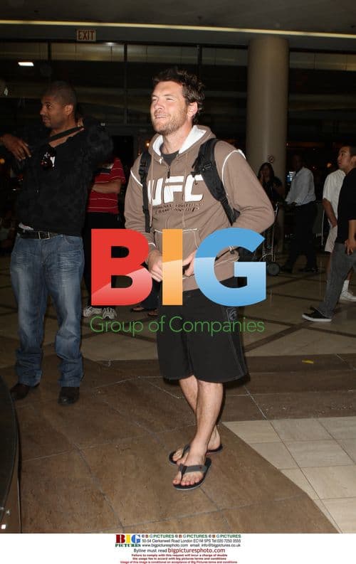 Sleepy Sam Worthington at LAX