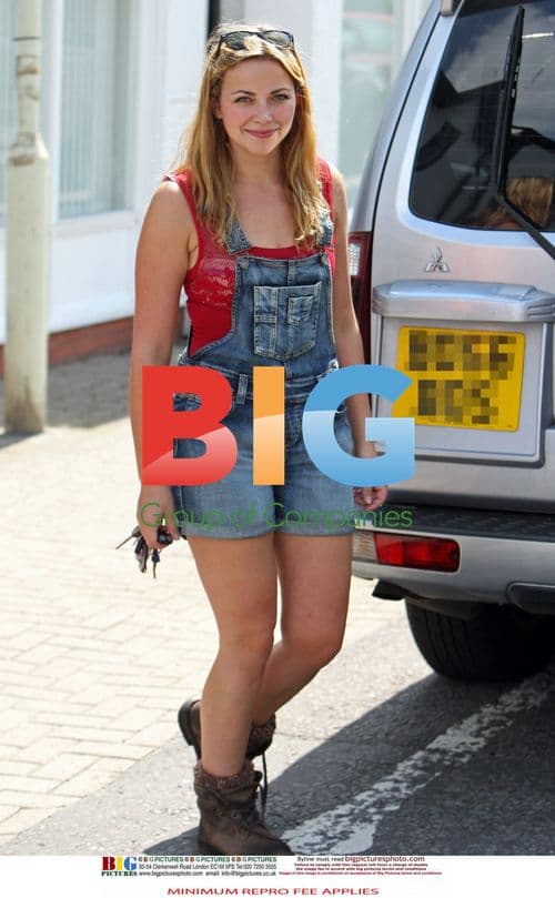 Charlotte Church Grocery Shopping