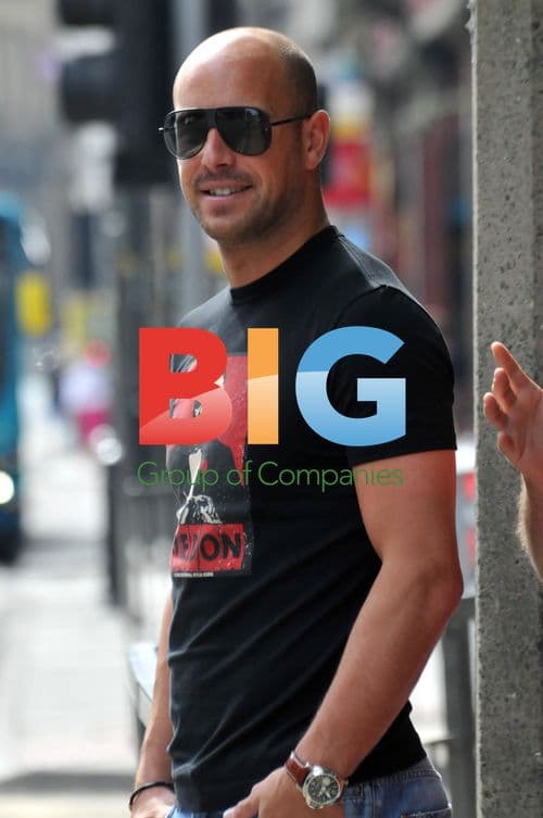 Pepe Reina with Wife and Kids in Liverpool, UK