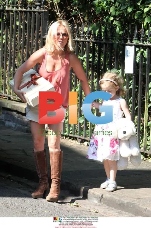Geri Halliwell and Daughter at Party