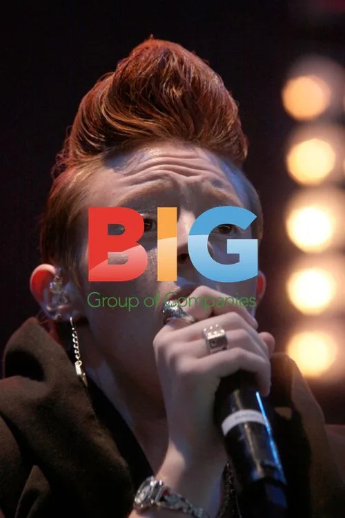 La Roux at V Festival 2010