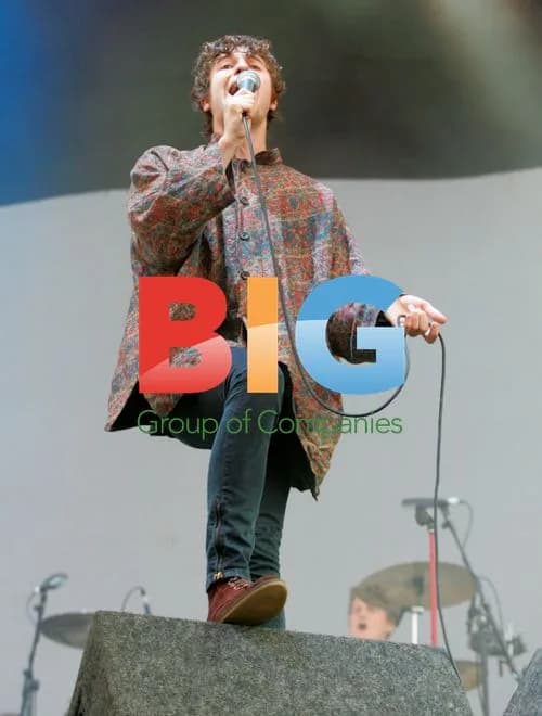 The Kooks Perform at V Festival
