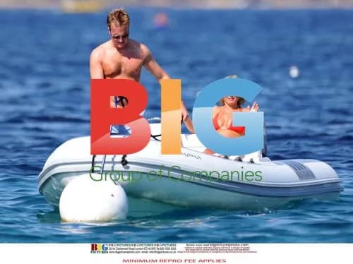 Geri Halliwell and Boyfriend in Saint Tropez