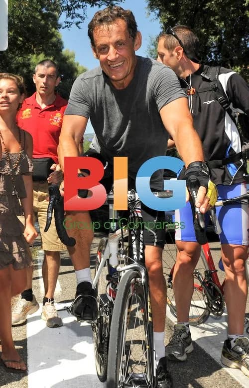 Sarkozy Cycling on Holiday