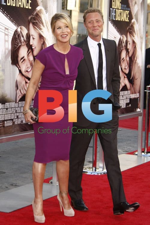 Christina Applegate and Martyn LeNoble at 'Going the Distance' Premiere