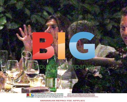Clooney and Canalis Dine with Friends in Italy