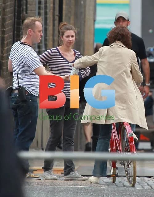 Anne Hathaway Filming 'One Day'