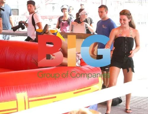 Jersey Shore Cast Enjoys Seaside Heights Boardwalk